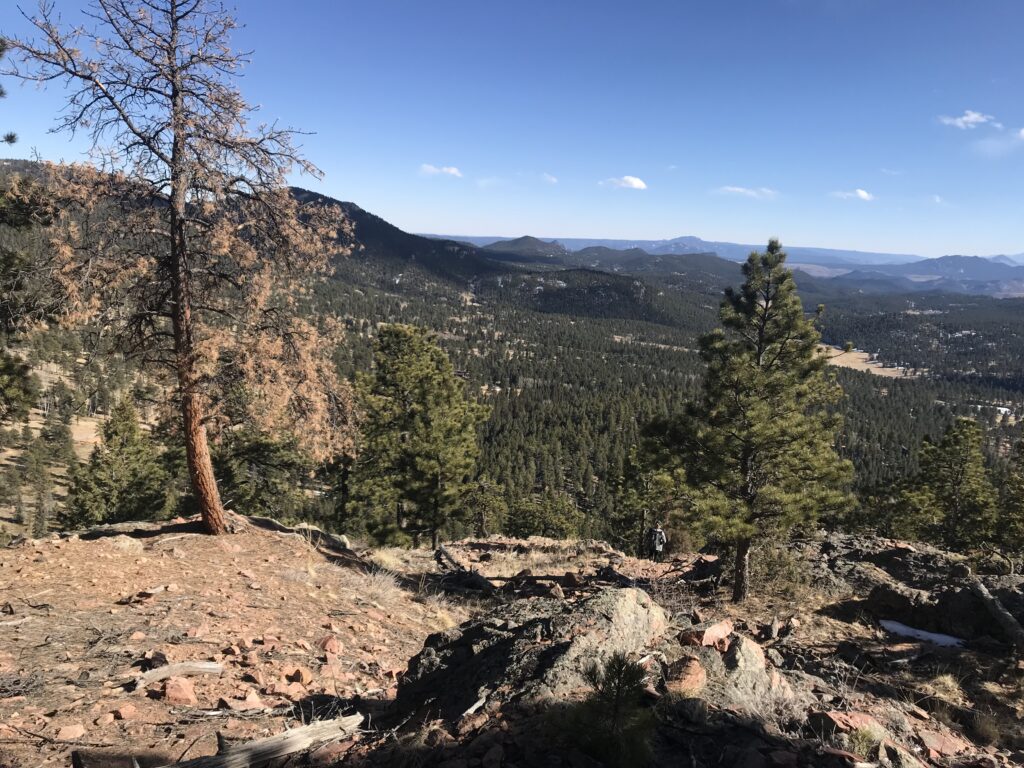 view along the way in Staunton State Park